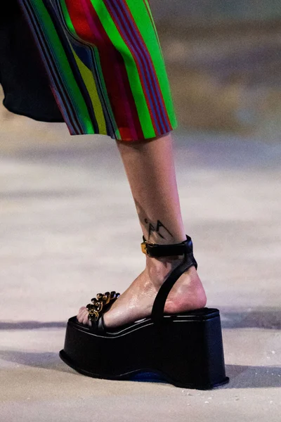 Look 21